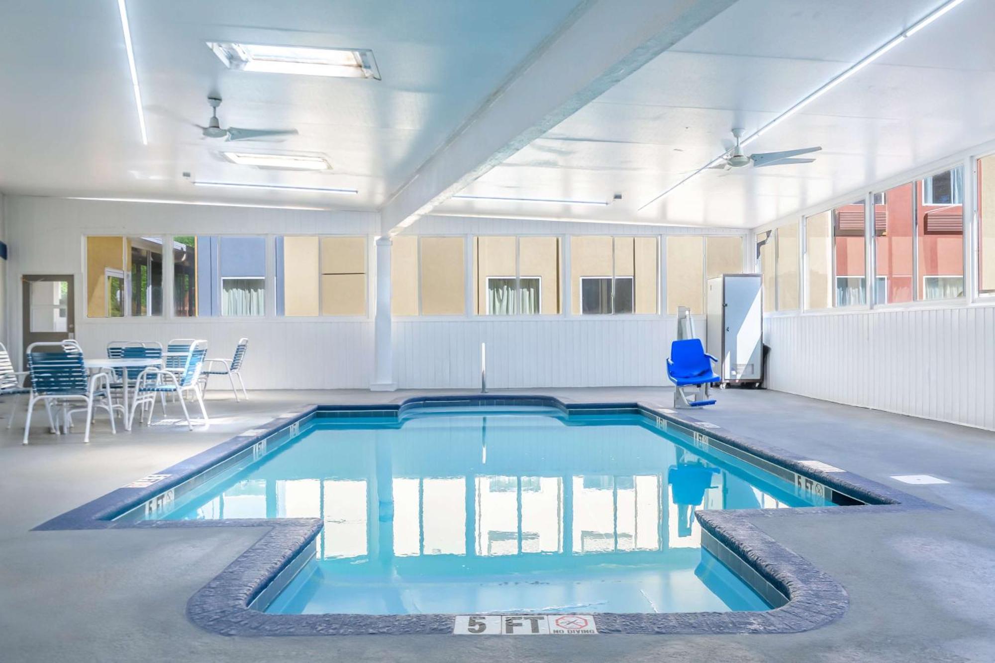 Motel 6 Dawsonville Ga North Ga Premium Outlets Екстер'єр фото